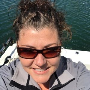 Meet your Posher, Adrienne